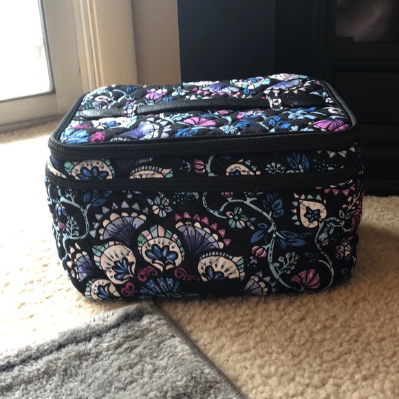 Vera Bradley Iconic Brush Up Cosmetic 